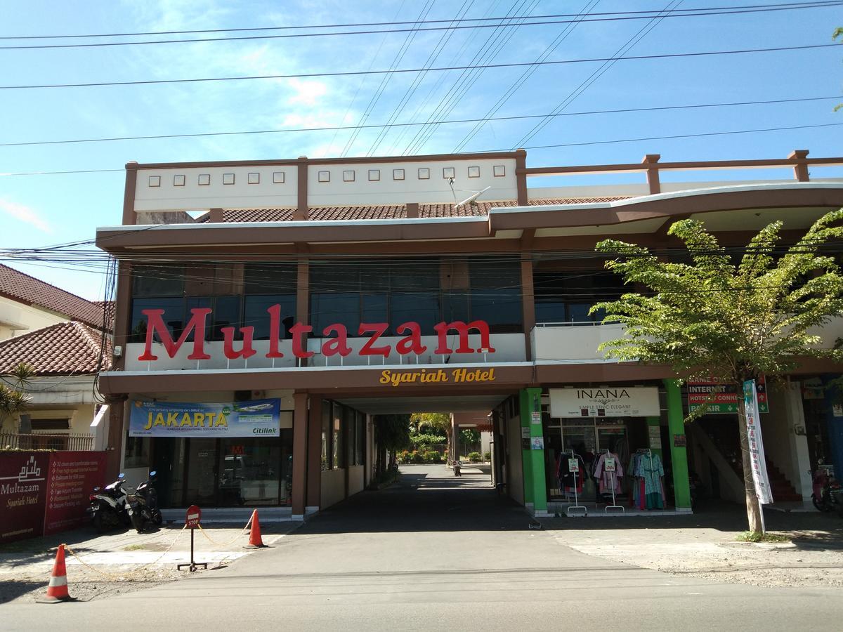 Multazam Hotel Solo Εξωτερικό φωτογραφία