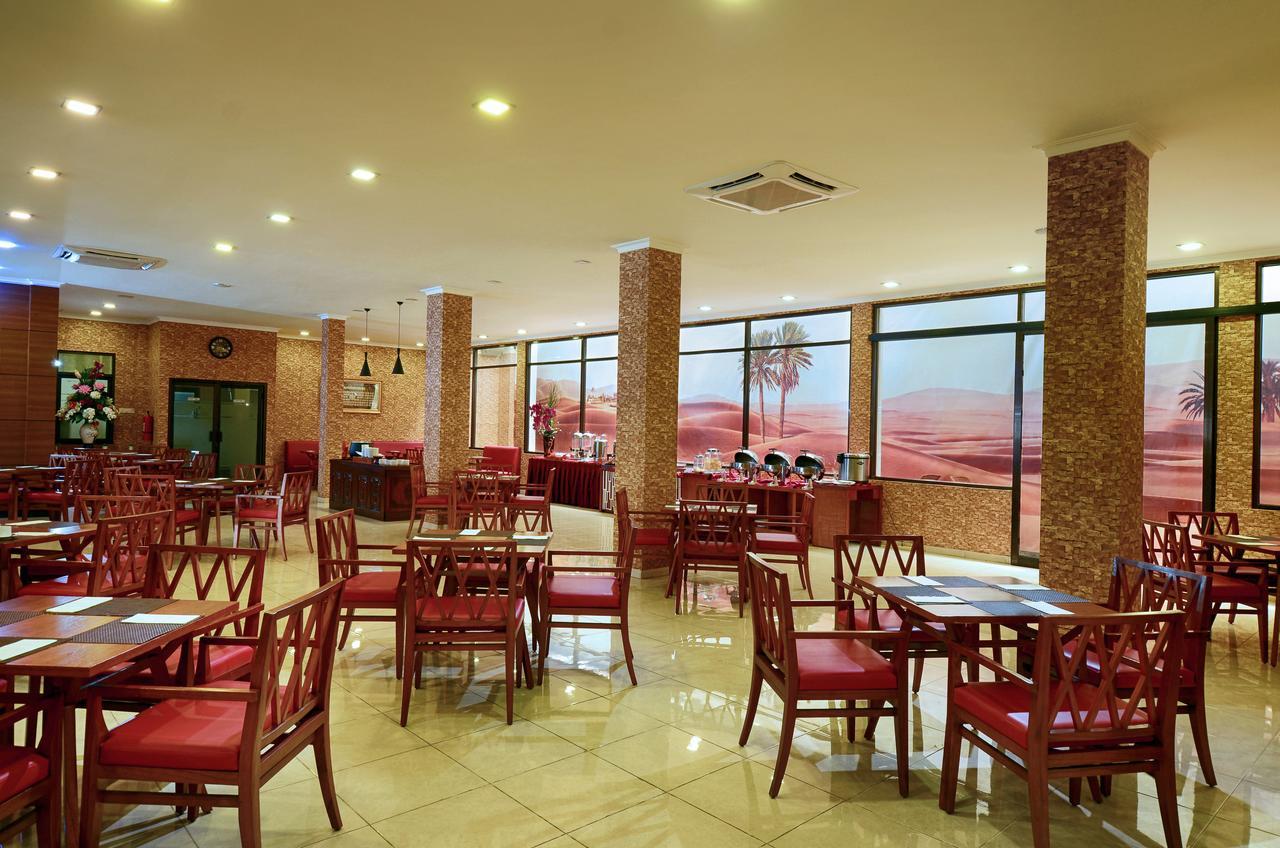 Multazam Hotel Solo Εξωτερικό φωτογραφία