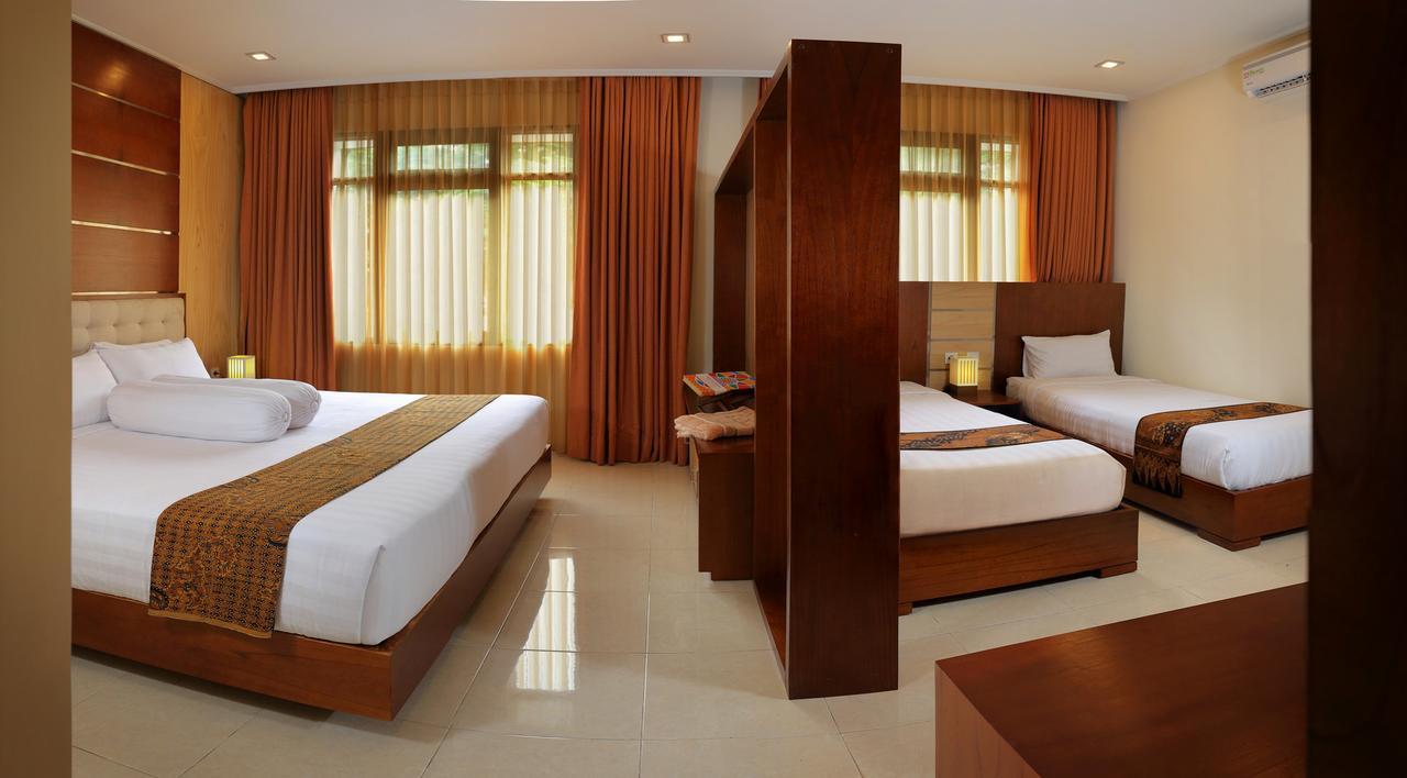 Multazam Hotel Solo Εξωτερικό φωτογραφία